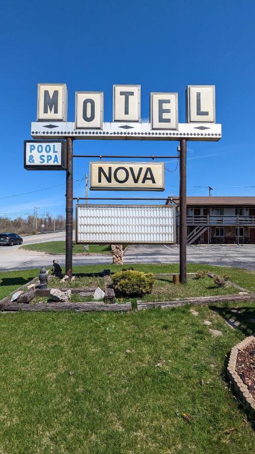 The Nova Motel Ludington Exteriér fotografie